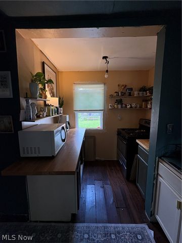 3599 Blanche Avenue, Cleveland Heights, OH 44118
