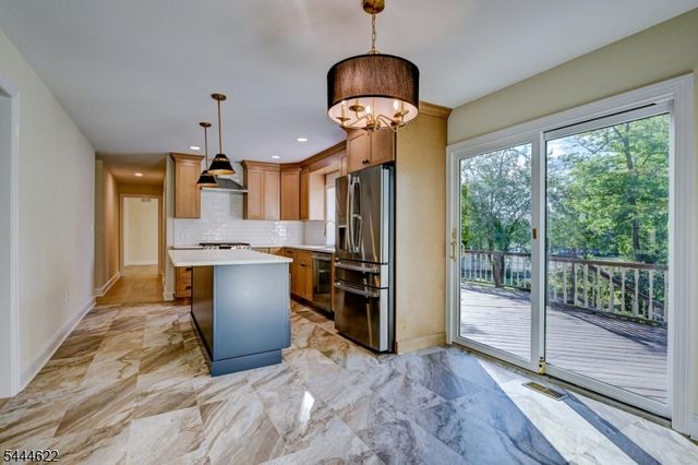 3 Dogwood Dr, Hillsborough Twp., NJ 08844