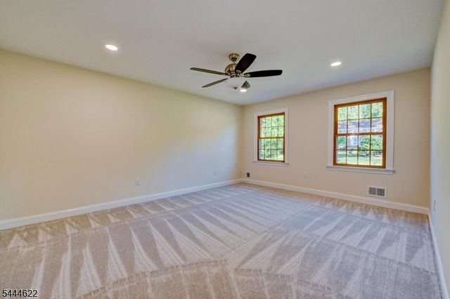 3 Dogwood Dr, Hillsborough Twp., NJ 08844