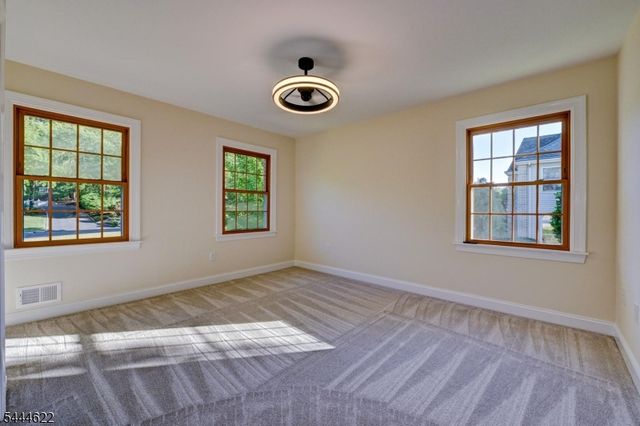 3 Dogwood Dr, Hillsborough Twp., NJ 08844