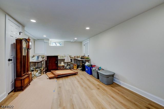 3 Dogwood Dr, Hillsborough Twp., NJ 08844