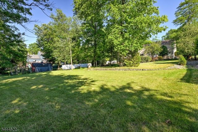 3 Dogwood Dr, Hillsborough Twp., NJ 08844