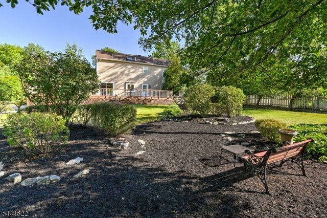 3 Dogwood Dr, Hillsborough Twp., NJ 08844