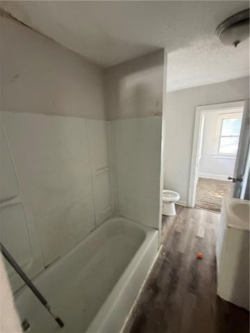 307 N Lawn Avenue, Kansas City, MO 64123