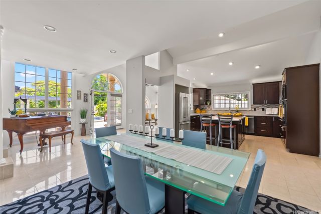 4418 Kilauea Avenue, Honolulu, HI 96816