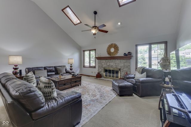 2077 Ridgemere Place, Greenwood, IN 46143