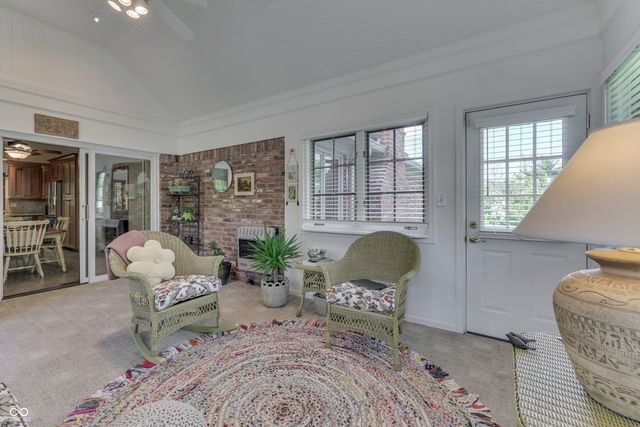 2077 Ridgemere Place, Greenwood, IN 46143