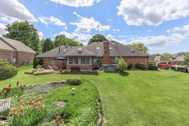 2077 Ridgemere Place, Greenwood, IN 46143