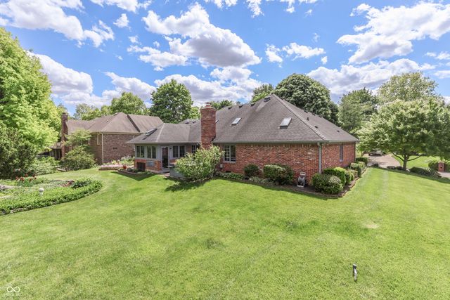 2077 Ridgemere Place, Greenwood, IN 46143