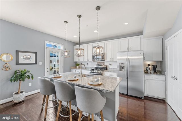 607 S CHERRY GROVE AVE, Annapolis, MD 21401