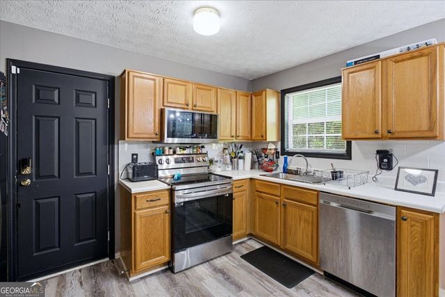 1459 Bridgewater Branch, Stone Mountain, GA 30088