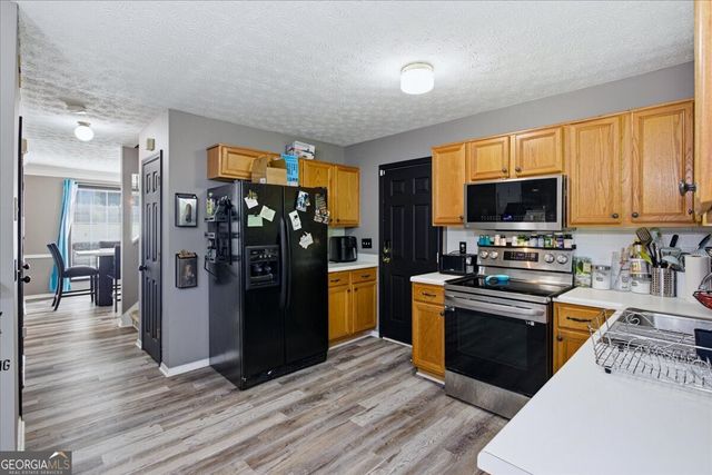 1459 Bridgewater Branch, Stone Mountain, GA 30088