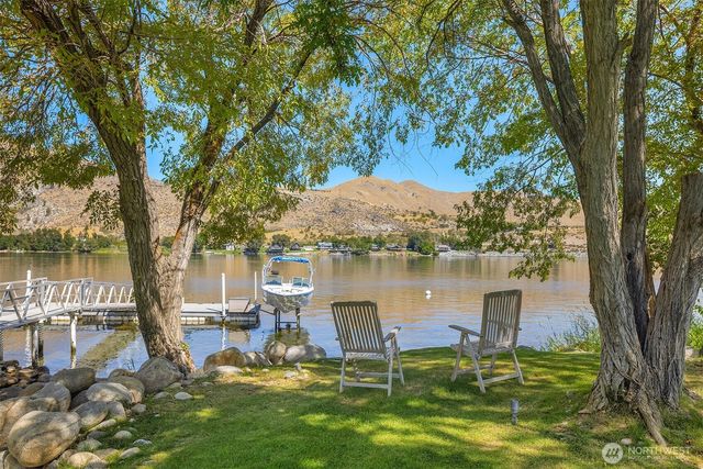 252 Vineyard Drive, Orondo, WA 98843