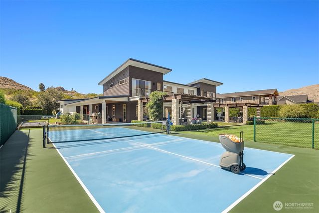 252 Vineyard Drive, Orondo, WA 98843