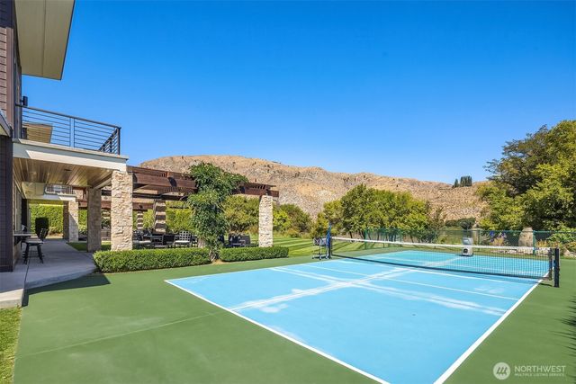 252 Vineyard Drive, Orondo, WA 98843