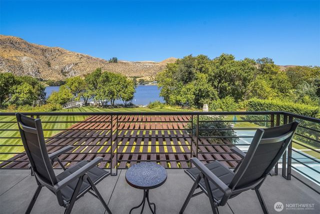 252 Vineyard Drive, Orondo, WA 98843