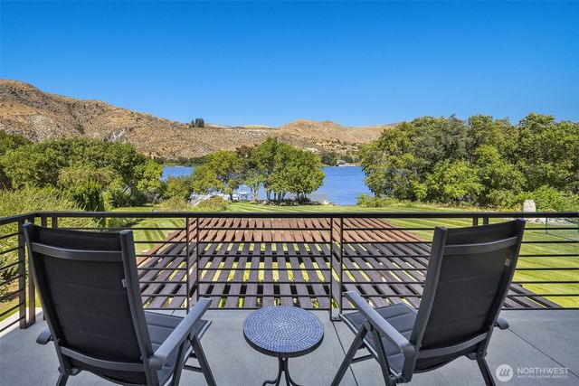 252 Vineyard Drive, Orondo, WA 98843