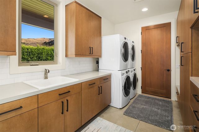 252 Vineyard Drive, Orondo, WA 98843