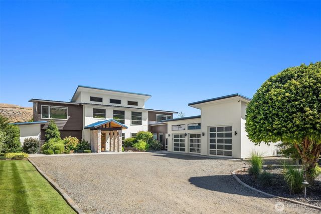 252 Vineyard Drive, Orondo, WA 98843