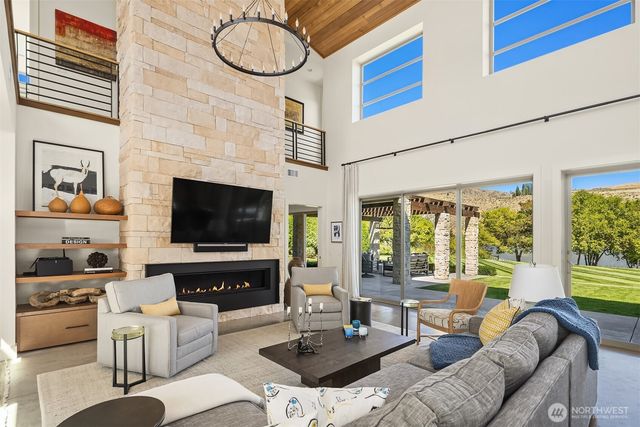 252 Vineyard Drive, Orondo, WA 98843