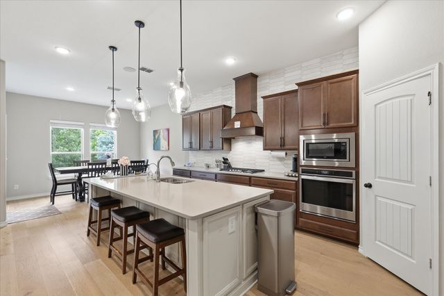 616 Lake Cove Drive, Little Elm, TX 75068
