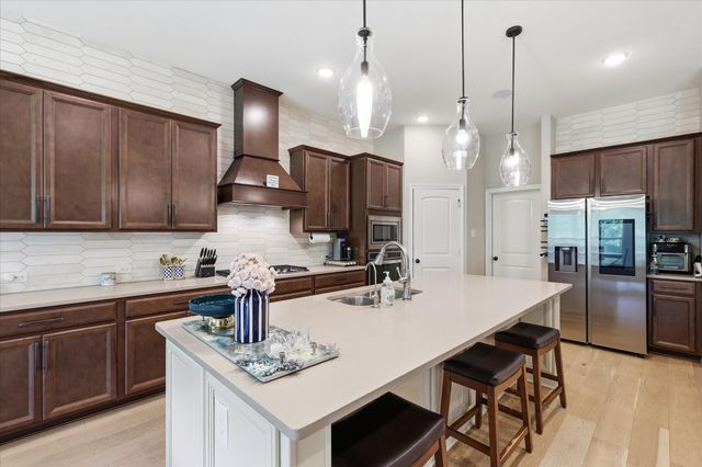 616 Lake Cove Drive, Little Elm, TX 75068