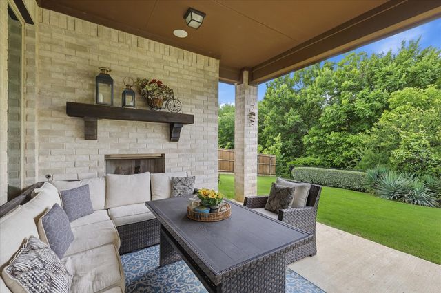 616 Lake Cove Drive, Little Elm, TX 75068