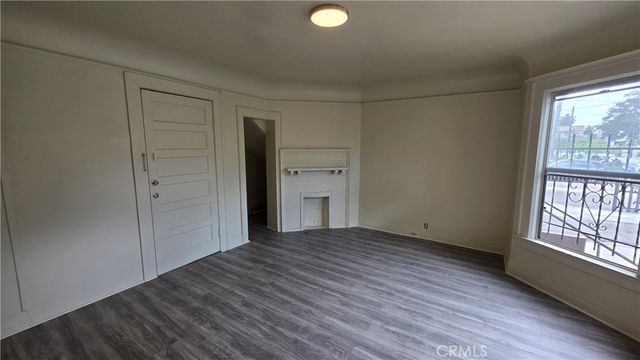 1021 W 25th Street 6, Los Angeles, CA 90007