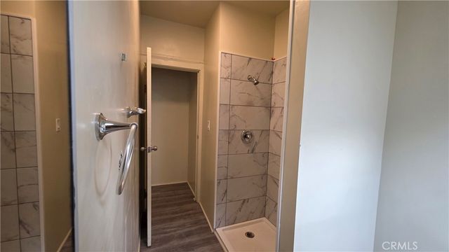 1021 W 25th Street 6, Los Angeles, CA 90007
