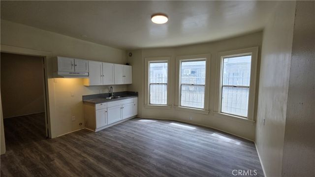1021 W 25th Street 6, Los Angeles, CA 90007
