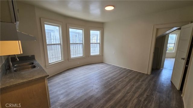 1021 W 25th Street 6, Los Angeles, CA 90007