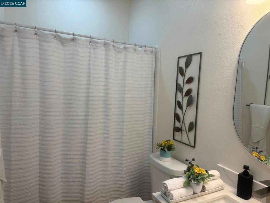 Image 43 of property listing at 3905 Coyote Cr, Clayton, CA 94517