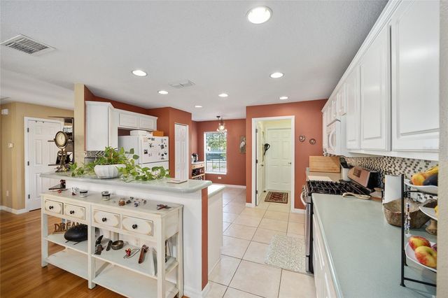 7962 SW 83RD PLACE, Ocala, FL 34476