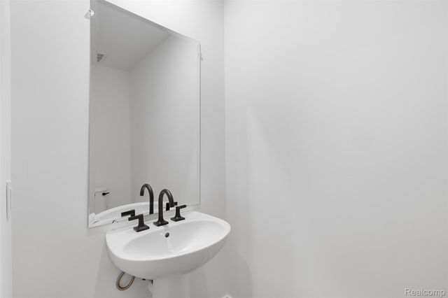 412 S Center Street, Northville, MI 48167