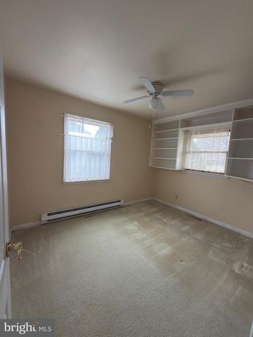 51 MAHONEY RD, Pennsville, NJ 08070