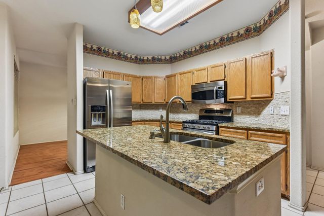 1909 Ascot LN, Cedar Park, TX 78613