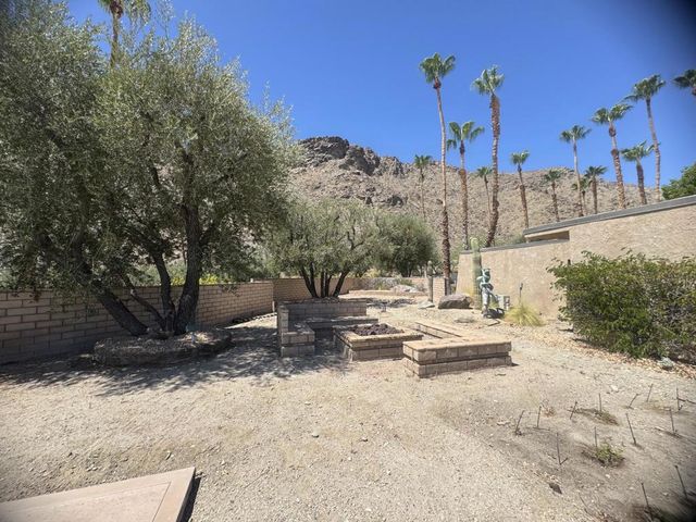 70671 Oroville Circle, Rancho Mirage, CA 92270