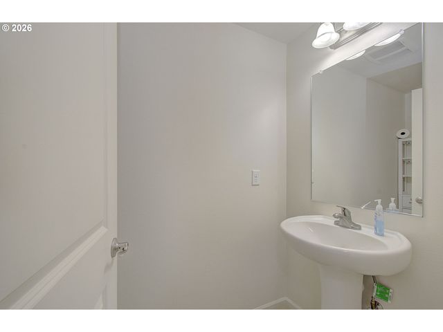 610 Se 11TH Ave, Battle Ground, WA 98604