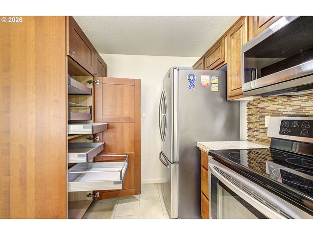 610 Se 11TH Ave, Battle Ground, WA 98604