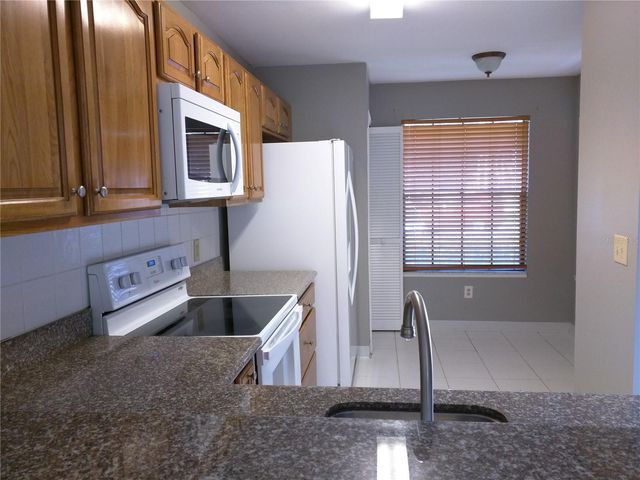 5100 BURCHETTE ROAD 606, Tampa, FL 33647