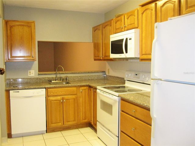 5100 BURCHETTE ROAD 606, Tampa, FL 33647