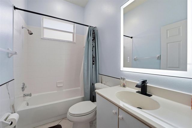 132 TALL TREES COURT, Sarasota, FL 34232