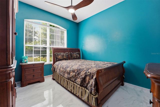 132 TALL TREES COURT, Sarasota, FL 34232