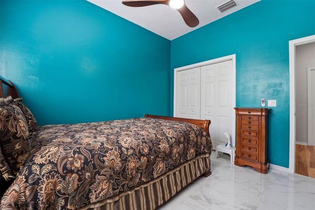 132 TALL TREES COURT, Sarasota, FL 34232