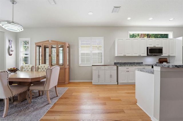 132 TALL TREES COURT, Sarasota, FL 34232