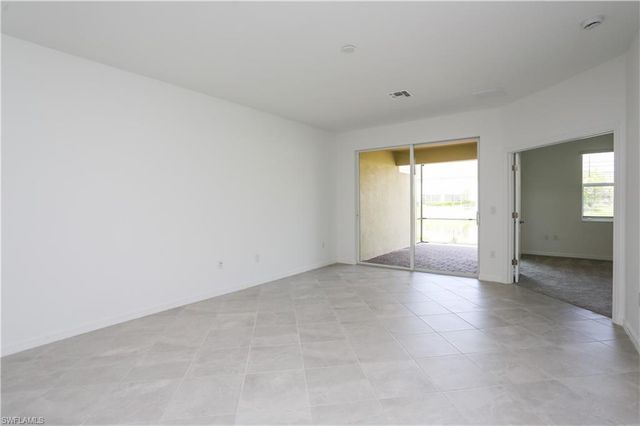 2599 Vine AVE, Naples, FL 34120
