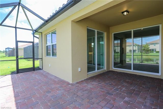 2599 Vine AVE, Naples, FL 34120
