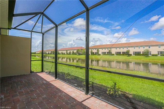 2599 Vine AVE, Naples, FL 34120