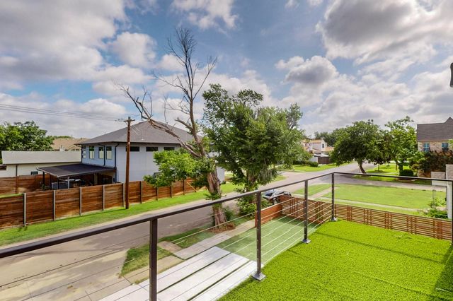 3946 N Cresthaven Road, Dallas, TX 75209