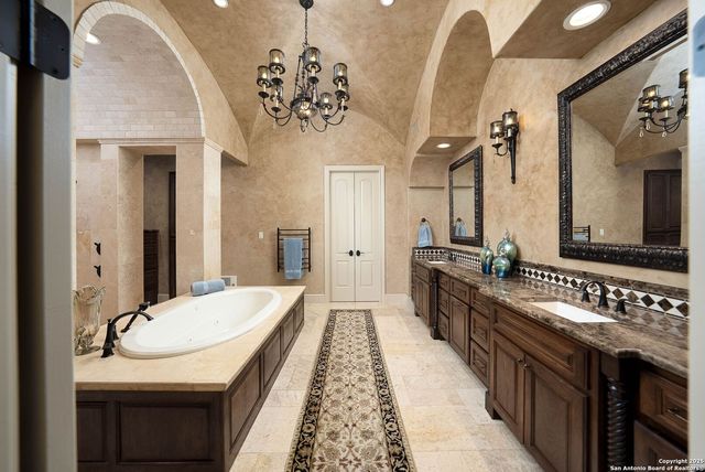 631 Menger Springs, Boerne, TX 78006